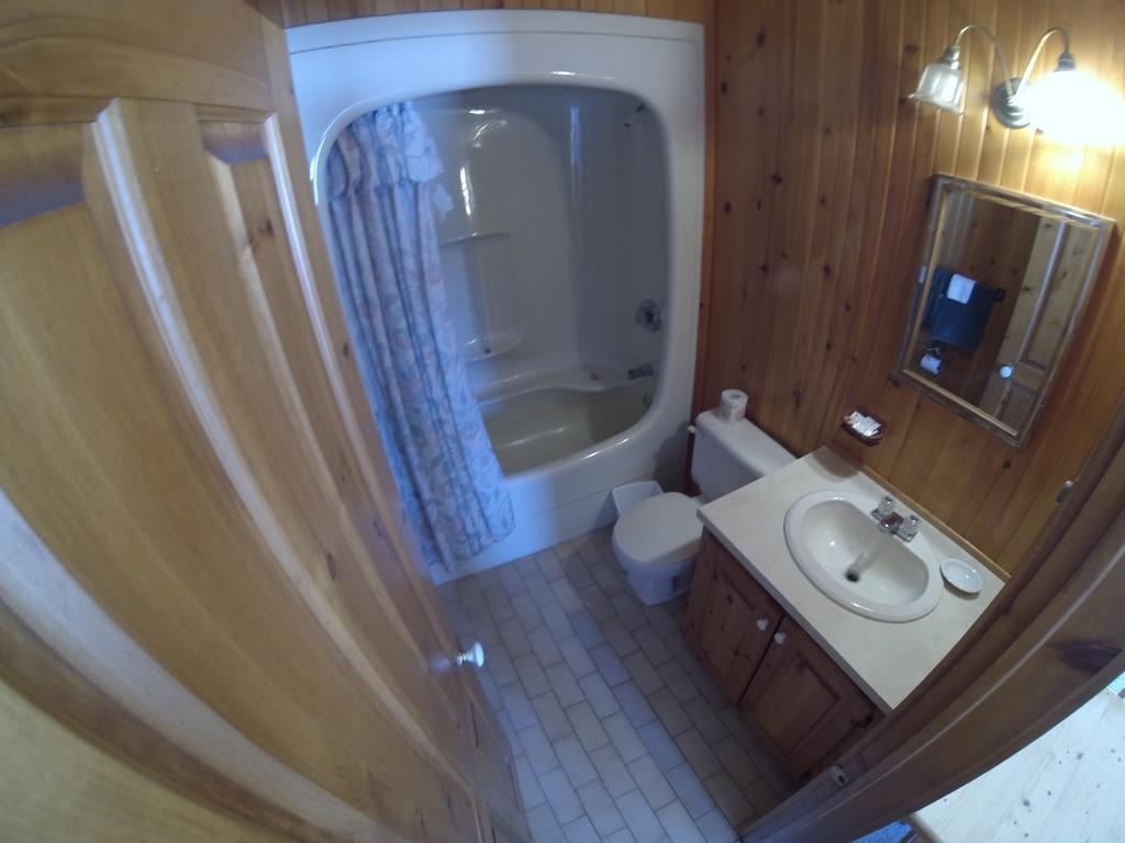 Motel Le Fleuron Saint-Donat-de-Montcalm Room photo